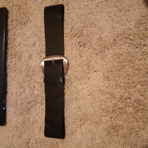 black stretchy fashion belt!